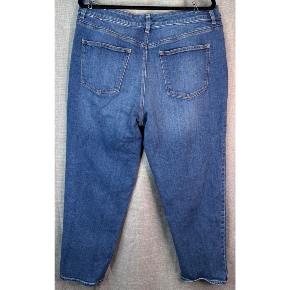 Talbot's Women's Everyday Relaxed Jeans Size 16 Sonia Wash - Picture 3 of 7